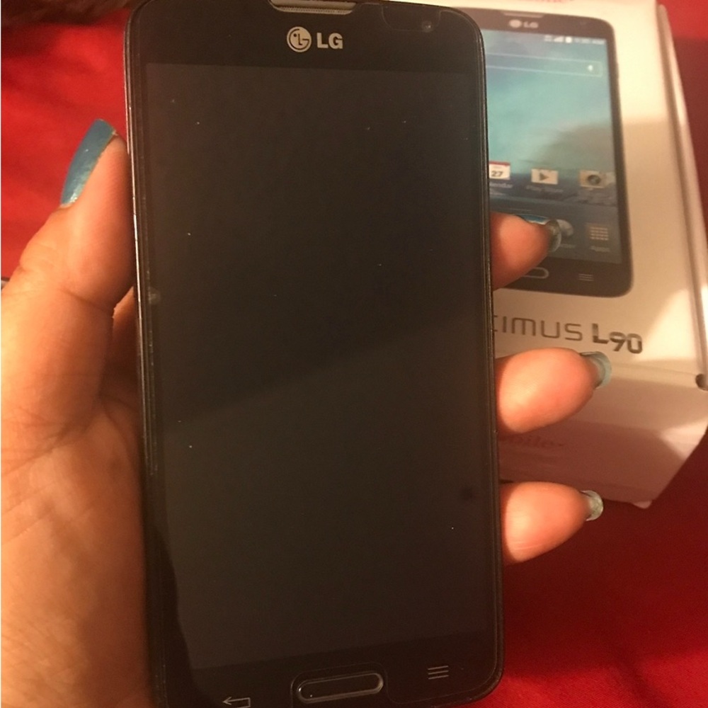 👑✅PRICE FIRM✅ Optimus L90 Smartphone - 8gb Black. Brand New! T Mobile Unlocked - Picture 3 of 12